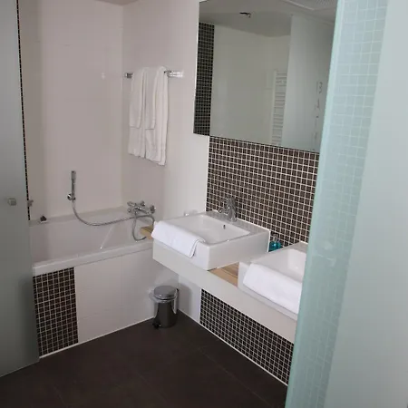 Fletcher Wellness-Hotel Stadspark Bergen op Zoom Buitenkant foto