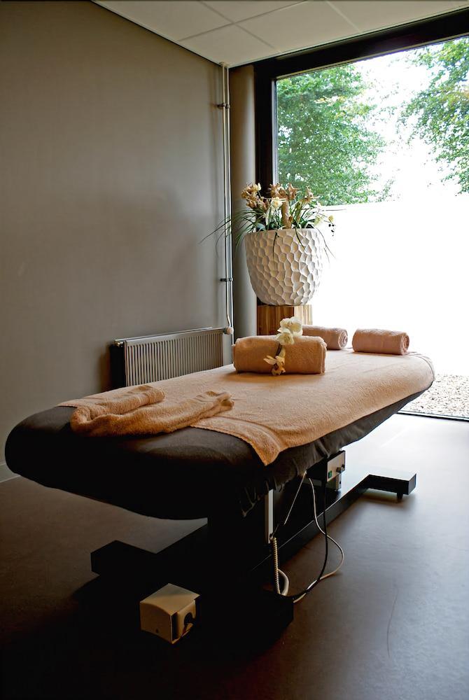 Fletcher Wellness酒店Stadspark 4*